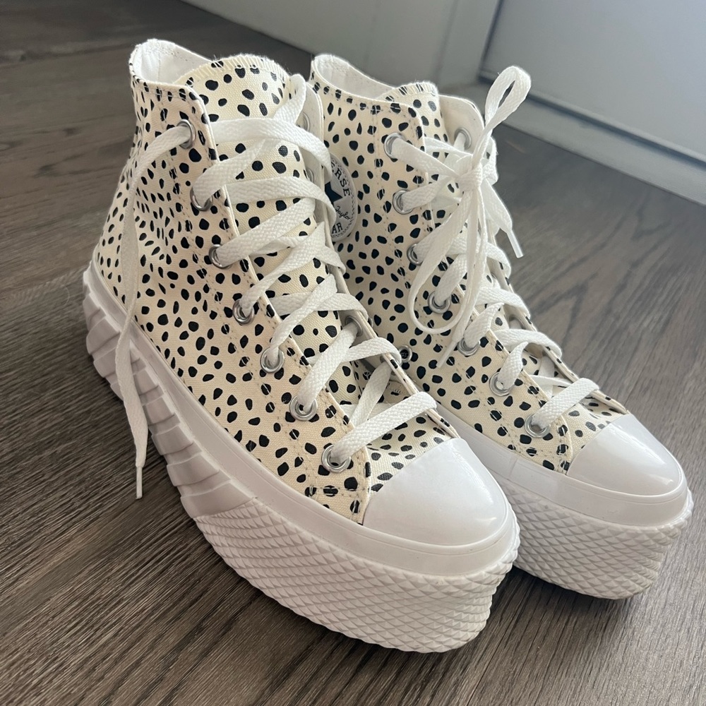 Spotted Platform Converse